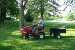 Richard-Lutz-on-the-lawnmower
